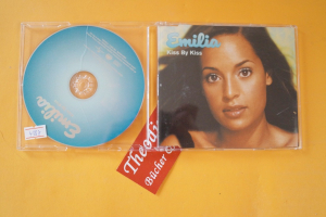 Emilia Kiss by Kiss (Maxi CD)
