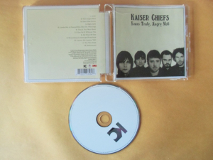 Kaiser Chiefs Yours truly angry Mob (CD)