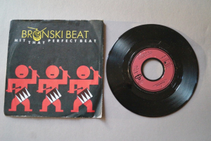 Bronski Beat Hit that Perfect Beat (Vinyl Single 7inch)