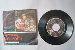 Frank Farian Sie war erst siebzehn (Vinyl Single 7inch)