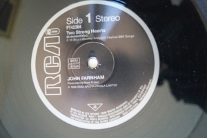 John Farnham Two strong Hearts (Vinyl Maxi Single)