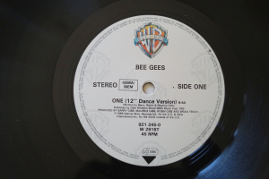 Bee Gees One (Vinyl Maxi Single)
