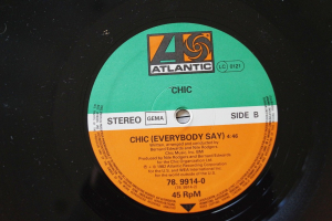 Chic Hangin (Vinyl Maxi Single)
