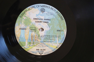 Emmy Lou Harris Luxury Liner (Vinyl LP)