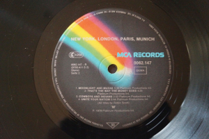 M New York London Paris Munich (Vinyl LP)