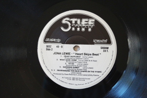 Jona Lewie Heart skips Beat (Vinyl LP)