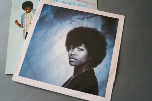 Joan Armatrading Walk under Ladders (Vinyl LP)