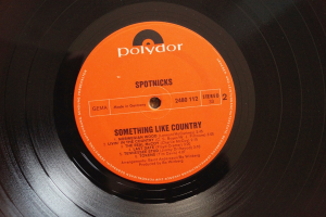Spotnicks Something like Country (Vinyl LP)