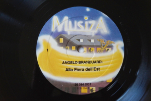 Angelo Branduardi Alla fiera dell´ est (Vinyl LP)