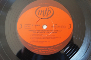Cliff Richard / The Shadows Famous Popgroups of the 60s (Vinyl 2LP)